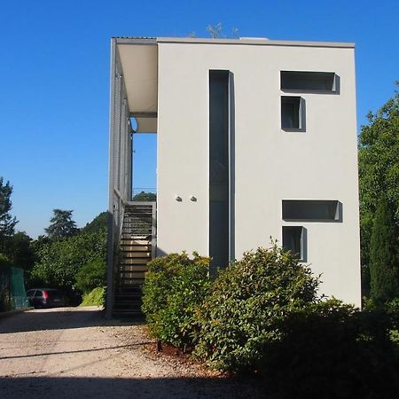 Ingrappa Cube Apartment Borso del Grappa Luaran gambar