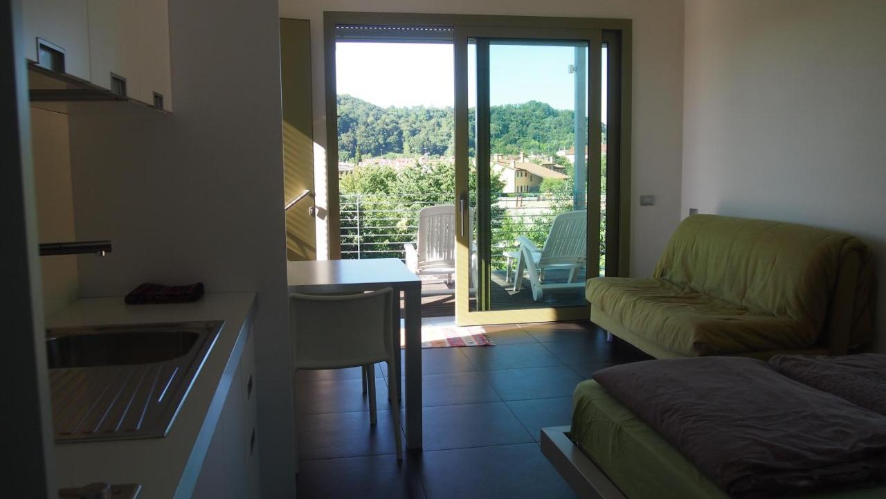 Ingrappa Cube Apartment Borso del Grappa Luaran gambar
